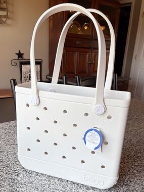 ♥️💖 BOGG BAG Baby ICE SHIMMER Sparkling White Iridescent Bag NEW WITH TAGS